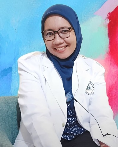 Ns Gita Bahari, Speaker at Pediatrics Conference